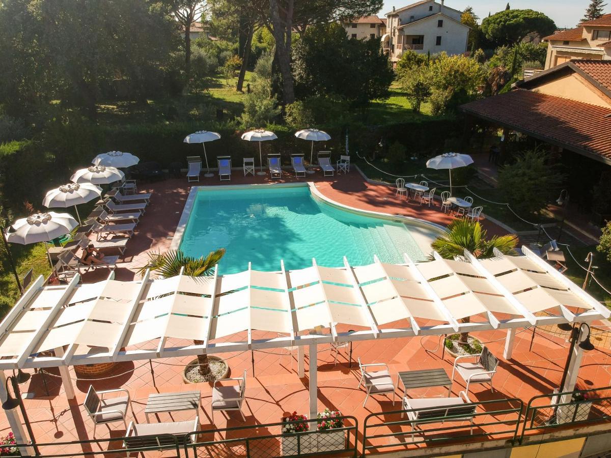Hotel Duca Della Corgna Castiglione del Lago Exterior photo